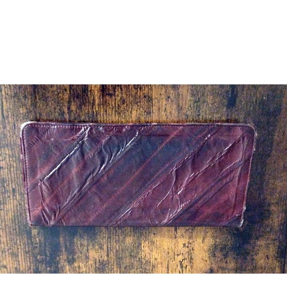 Joli Vintage Genuine Eel Skin Leather of the Sea Bifold Wallet Rich Burgundy Red